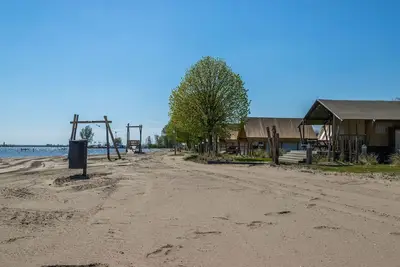 Image de Belle maison de vacances privée pour 4 personnes avec Wifi, piscine, Tv et terrasse