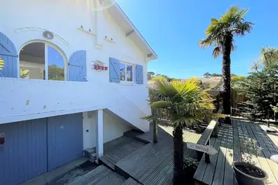 Image de Arcachon Abatilles: Maison spacieuse 150m² près plage, 4 chambres, jardin, parking, Wifi