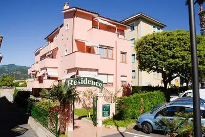 Image de Apartments within walking distance of the sea with large balconies