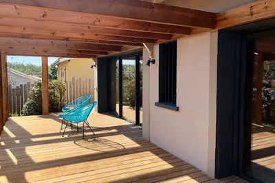 Image de Modernes Ferienhaus in Erster Reihe Gegenüber der Dünen