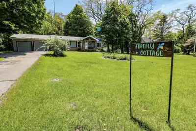 Image de Firefly Cottage Enjoy Views of Glen Lake