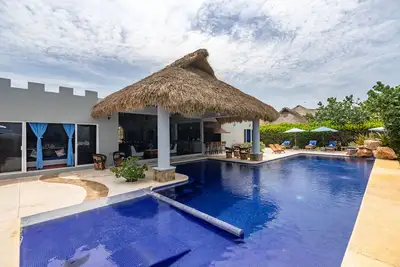 Image de Ocean Front World-Class Villa