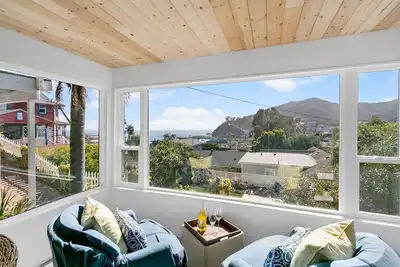 Image de 124h #2: Cozy 2 Bedroom Unit, Stunning Views, Bbq, Golf Cart