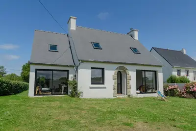Image de A stone's throw from the beaches, house with large enclosed garden