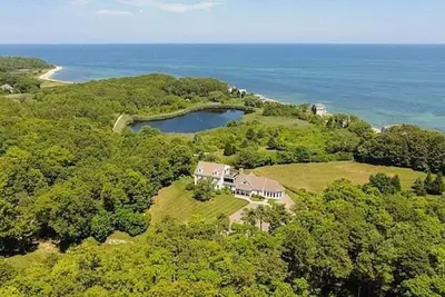Image de The Farmhouse Plymouth, Ma: 10-Acre Oceanfront Estate + Escape with Pool