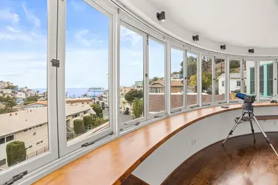 Image de Casamar: Art-deco Avalon House Overlooking the Pacific Ocean