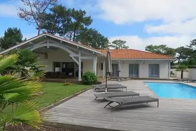 Image de 57 Mésanges - Agréable villa spacieuse avec piscine