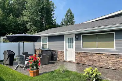 The Hartman's get away 2 bedroom. Perfect for baseball families.