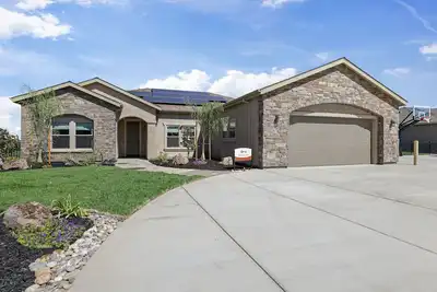 Image de Hacienda Estates: Artigas - One of four new homes set in scenic vineyards