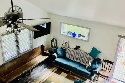 Image de Camp-5 minute walking distance to the lake