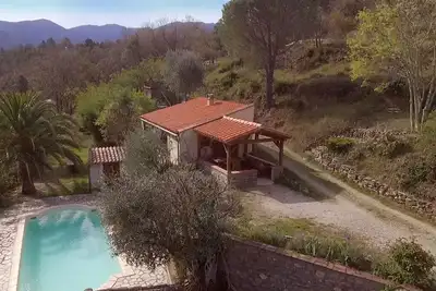 Image de Gîte de charme | Vue superbe | Piscine | Calme absolu & nature