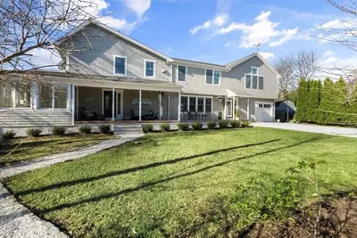 Image de Captivating Village Summer & Academic Year Rental