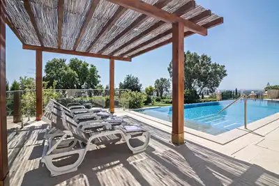 Image de Cabana Garden House avec piscine partagée, vue panoramique et Wi-Fi