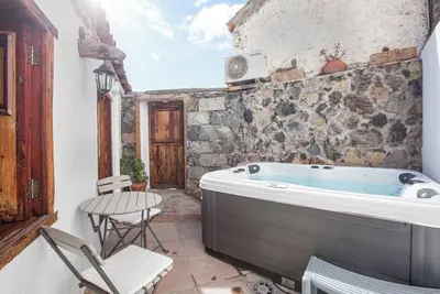 Image de Maison de vacances Casa Rural Vidal avec vue sur la mer, jacuzzi, connexion Wi-Fi, climatisation et terrasse
