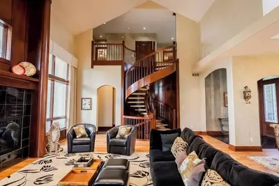 Image de Hawkins Estate at Tanganyika