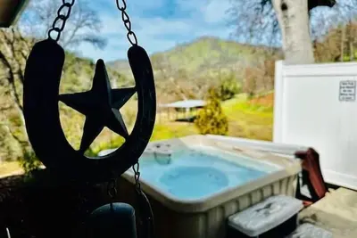 Image de Wild Stallion - Private Hot Tub - Sleeps 4 - Darts