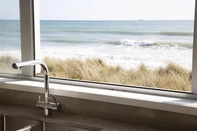 Image de Beach luxury at its finest.