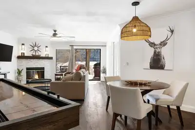 Image de Upscale Step-Free Branson Getaway: Resort Perks!