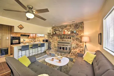 Image de Ski, Golf & Hike: Cabin w/ Deck in Pioneer!