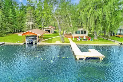 Image de Clam Lake Waterfront Cottage