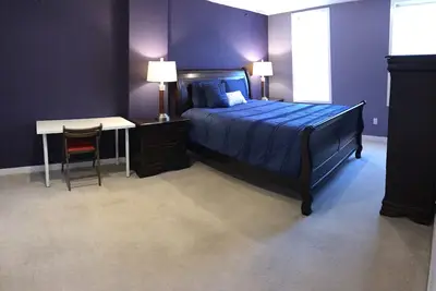 Image de Cozy 3 Bedroom Condo in Little Italy