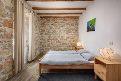 Image de A two bedroom apartment in the center of Umag - Center D