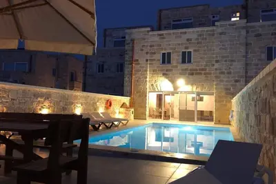 Image de Villa Lyons - Modern villa with private pool and spectacular country views