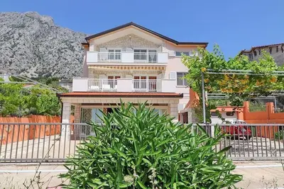 Image de Appartement de vacances pour 6 personnes  + 1 enfant env. 137 qmà Orebić, Dalmatie (Sud de la Dalmatie)