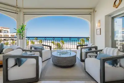 Image de Tortuga Bay 2 Br Condo 180-degree Ocean View