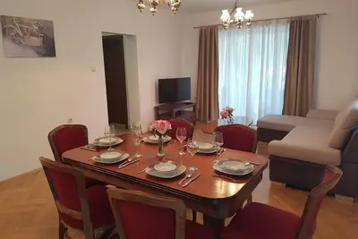Image de Appartement de vacances Malinska pour 1 - 6 personnes avec 2 chambres à coucher - Maison de vacances