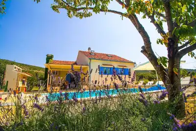 Image de Maison de vacances Dicmo pour 5 - 8 personnes avec 4 chambres à coucher - Maison de vacances