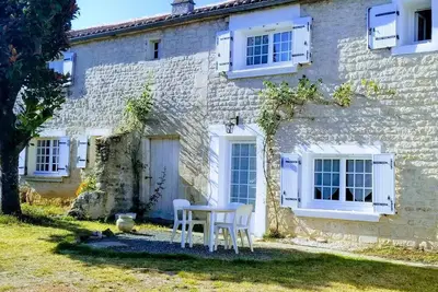 Image de Maison de vacances Fontenay le Comte pour 1 - 3 personnes avec 1 chambre à coucher - Maison mitoyenn