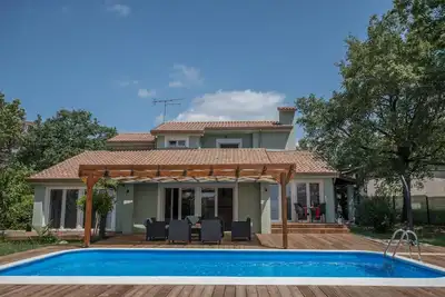 Image de Maison de vacances pour 10 personnes  + 2 enfants env. 340 qmà Juricani, Istrie (Istrische Riviera)