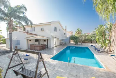 Image de Maison de vacances Ayia Napa pour 1 - 10 personnes avec 4 chambres à coucher - Maison de vacances