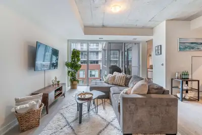 Image de Modern Family Friendly Condo 3 Bdrm / 2 Ba + Sofa bed + Bbq