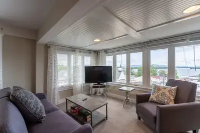 Image de Lakeview Captain's Suite