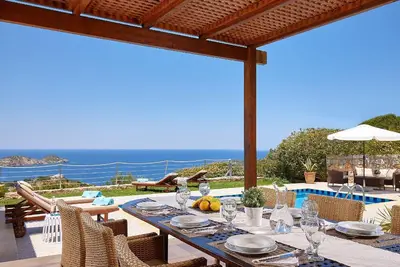 Image de Maison de vacances Roumeli pour 1 - 7 personnes avec 3 chambres à coucher - Maison de vacances