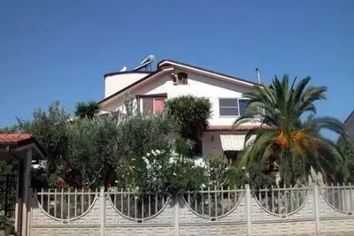 Image de Maison de vacances pour 6 personnes env. 140 qmà Montepaone, Calabre (Province de Catanzaro)