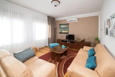 Image de Appartement de vacances Dramalj pour 1 - 6 personnes avec 3 chambres à coucher - Logement de vacance