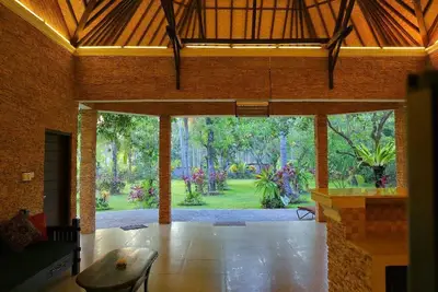 Image de Maison de vacances Buleleng pour 1 - 4 personnes avec 2 chambres Ă coucher - Maison mitoyenne