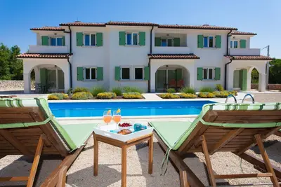 Image de Maison de vacances Kras pour 1 - 12 personnes avec 6 chambres à coucher - Maison de vacances