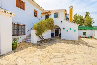 Image de Maison de vacances Alcaucin pour 1 - 18 personnes avec 8 chambres à coucher - Maison de vacances