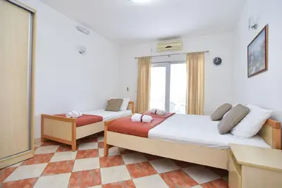 Appartement de vacances Tivat pour 2 - 3 personnes - Maison jumelée