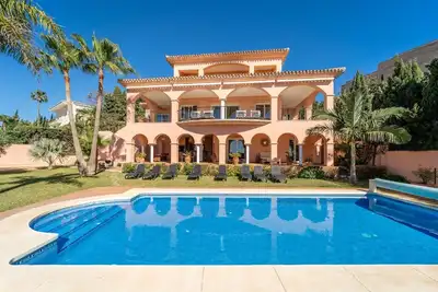 Image de Maison de vacances Benalmádena pour 1 - 10 personnes avec 5 chambres à coucher - Logement de vacance