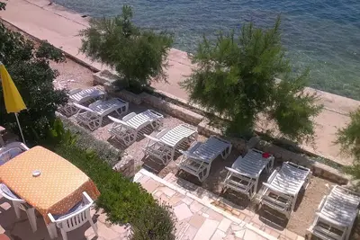 Image de Appartement de vacances pour 4 personnes env. 48 qmà Komarna, Dalmatie (Neretva Croatie)