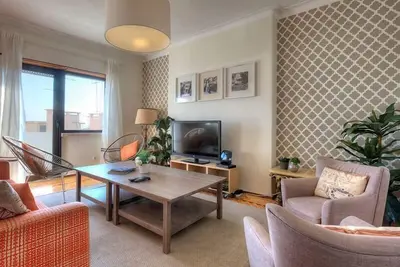 Image de Appartement de vacances pour 20 personnes env. 214 qmà Lisbonne, Região de Lisboa (Côte de Lisbonne)