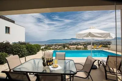 Image de Maison de vacances Latsi pour 1 - 6 personnes avec 3 chambres Ă coucher - Maison de vacances