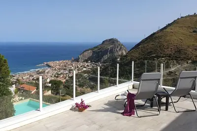 Image de Maison de vacances Cefalù pour 1 - 10 personnes avec 5 chambres à coucher - Maison de vacances