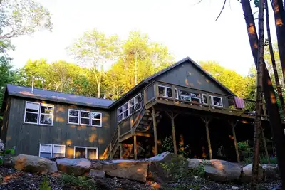 Image de New Waterfront Lake House - completed 2021