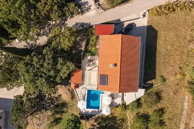 Image de Maison de vacances pour 6 personnes env. 100 qmà Petrača, Dalmatie (Sud de la Dalmatie)